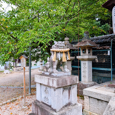 고하타 신사 사진 5