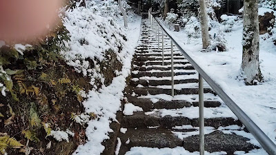 묘켄 신사 사진 2