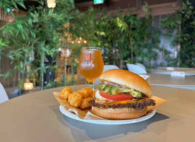 Bamboo Sky Terrace Burger Club 사진 3