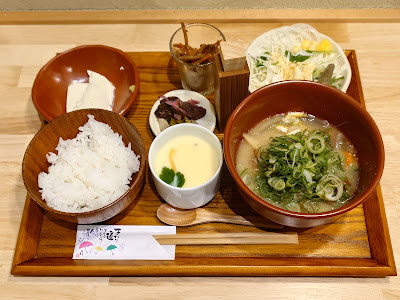京めし処 豚汁専門店しげちゃん 사진 3