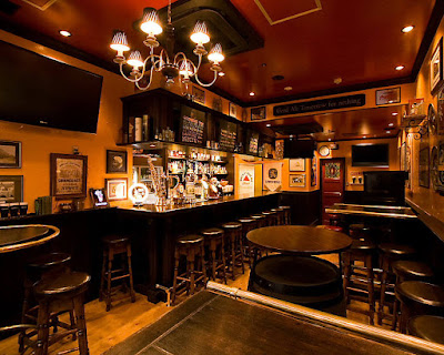 Man in the Moon - Kyoto Station Pub