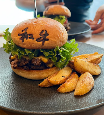 Wagyu(Halal) Japanese food Steak Hamburger & Ramen Shijo Restaurant 5W-Kyoto since1962 사진 5