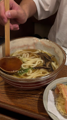 오멘 사진 2