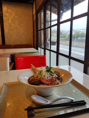 RAMEN KATAMUKI（ラーメン カタムキ）Chicken & Vegan noodles shop 사진 3