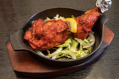 Mt. Everest – Indian & Nepali Restaurant & Bar 사진 3