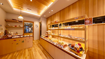 Lion Bakery