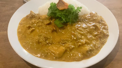 柿とスパイスカレー 사진 2