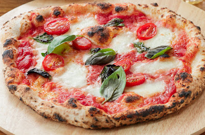IKARIYA365 Kiln-Baked Kyoto Wheat Pizza & Sommelier-Selected Wine 사진 3