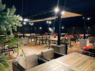Lion Cafe