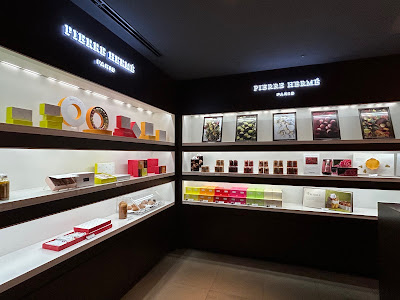 PIERRE HERMÉ The Ritz Carlton Kyoto Store