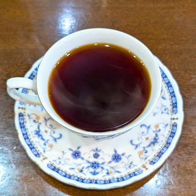 MARCH BROWN 사진 3