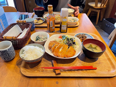 ハイ・どうぞ ふしみや食堂 사진 3