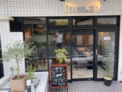 cafe_fam.11