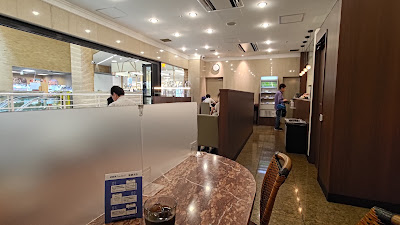 Holly’s Café - Rakuseinu 2F 사진 4