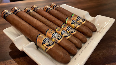 Cafe & Cigar EL PURO 사진 4