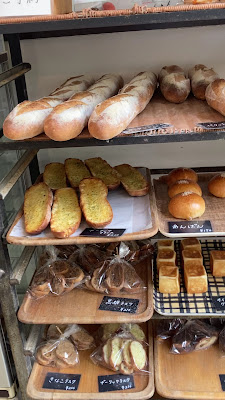 KiKi Downstairs Bakery 사진 2