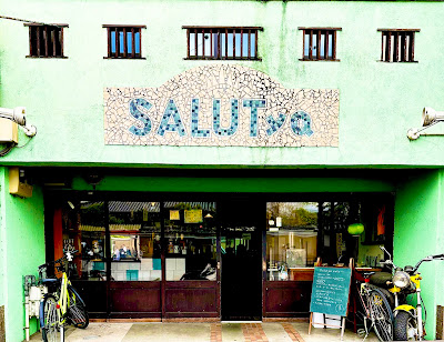 Salut-ya