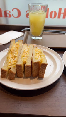 Holly’s Café Shijo Karasuma 사진 2