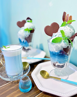 cafe grayish green 사진 2