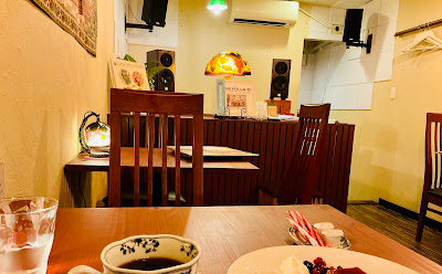 クラシックカフェ 名曲喫茶ウグイス堂 사진 3