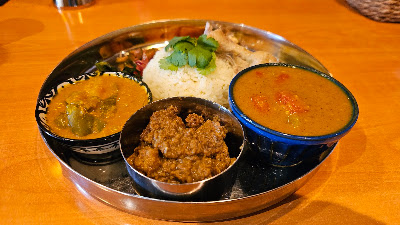 ユニバーサルカレー スパイスカレー専門店 사진 3