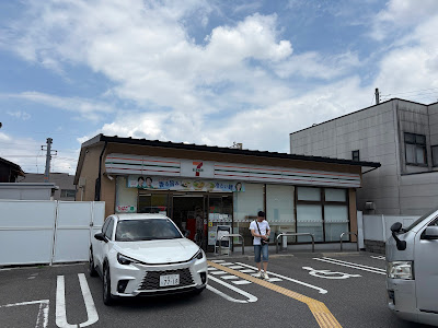 7-Eleven Keihan Tobakaido Station 사진 3