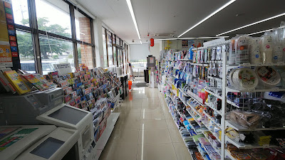 7-Eleven Shimamoto-cho Yamazaki 4-chome 사진 4