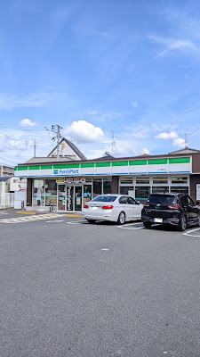 FamilyMart 사진 4