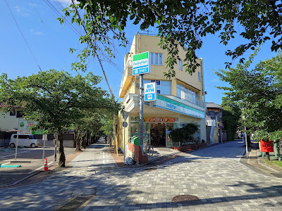 FamilyMart; Kajitomo Nishi-Muko Station 사진 5