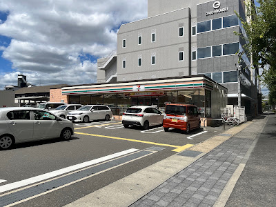 7-Eleven Kyoto-Takeda-Nishiuchihatacho 사진 4