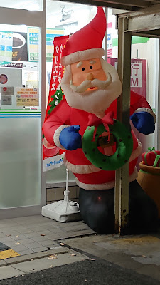 FamilyMart Keihan-Fujinomori-Station-mae 사진 4