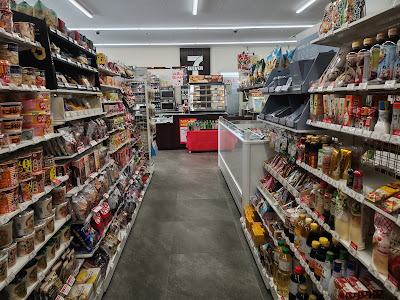 7-Eleven Shin-Senbon-Shochobashi 사진 2