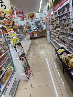 7-Eleven Kyoto-Kadonooji-Sanjo 사진 2