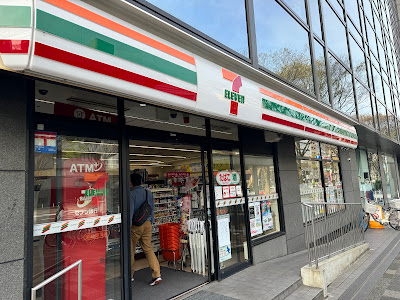 7-Eleven Karasuma-Oike