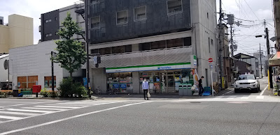 FamilyMart 사진 3