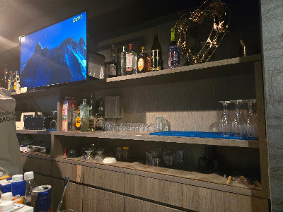 尼崎で一番安いBAR GemGem本店、新館