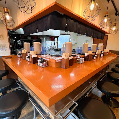 ナカモズマシマシ 堺市 ラーメン屋