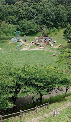 Sasagurimachi Sogoundo Koen Kabutonomori Park 사진 2