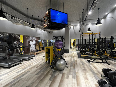 パーソナルトレーニングジム×整骨院 アイズトータルボディステーション マークイズ福岡ももち店 사진 3
