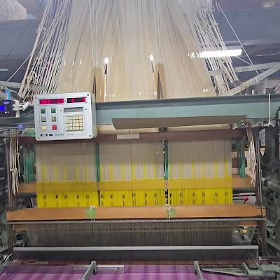 Factory & Gallery of Traditional Textile 'Hakataori' 사진 3