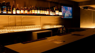 スナック８８８(トリプルエイト)六本松店
