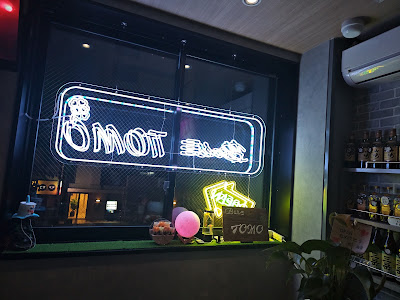 Bar Ξ TOMO