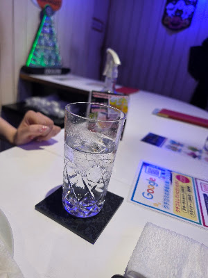ガールズバー LEVEL XYZ 博多バスターミナル店 사진 3