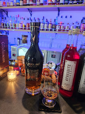 お酒の美術館 博多駅筑紫口前店 사진 4