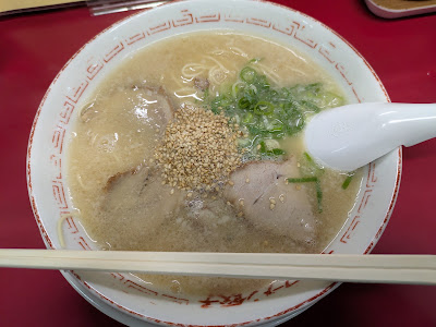 長浜御殿 荒江店【長浜ラーメン・餃子】 사진 3