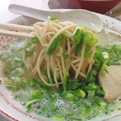 長浜御殿 荒江店【長浜ラーメン・餃子】 사진 2