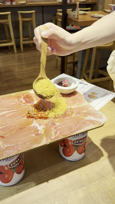ワインの酒場。ディプントKITTE博多店 사진 2