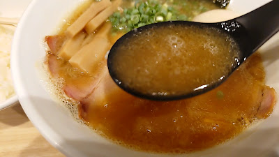 Uchidaya Tonkotsu-and-shoyu Ramen 사진 2