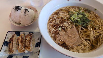 尾道ラーメン 萬友 (ばんゆう) 사진 2