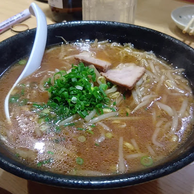 旭川ラーメン らぁ麺亭 笑和 사진 3